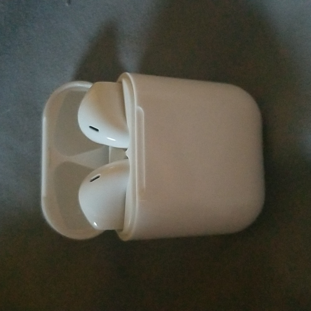 Wireless earphones